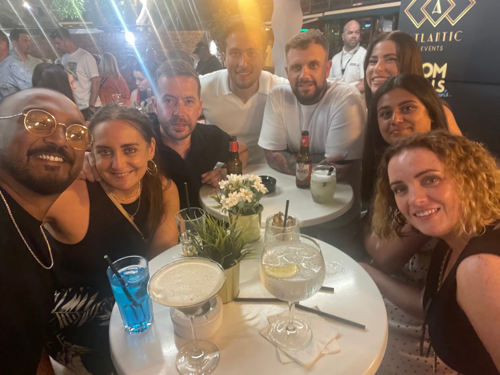 Sales Original team social